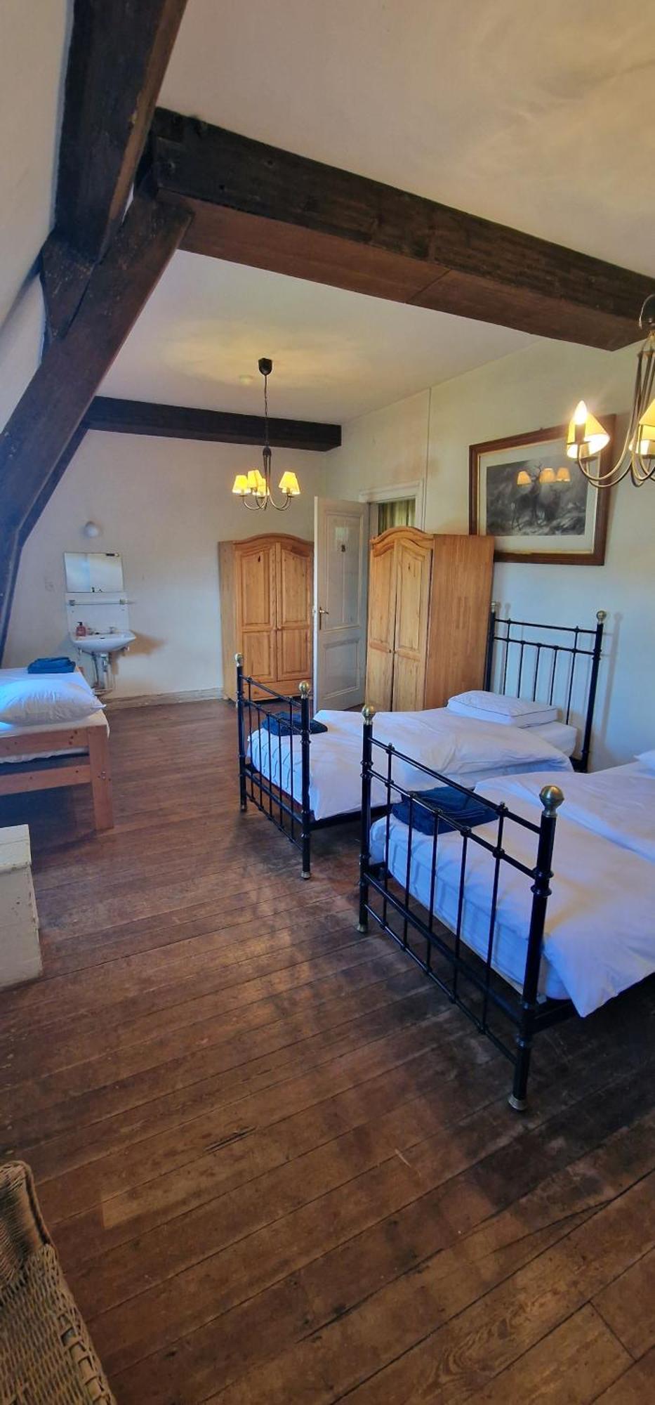 Le Petit Chateau De Blier Villa Érezée Екстериор снимка